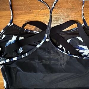 NWT Fablestic Black and Blue Strappy exercise top. Size XXL